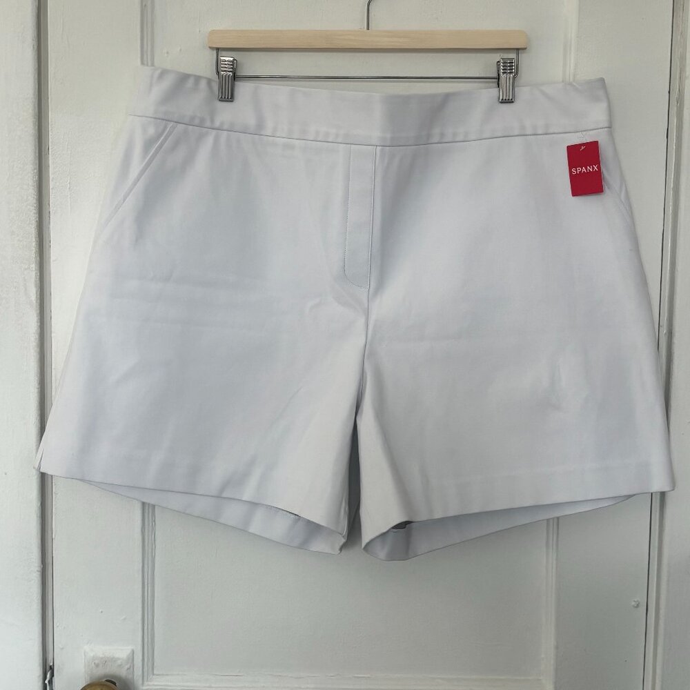 NWT SPANX Women's On-The-Go Classic White 6" Shorts, Plus Size 3X, #20375R